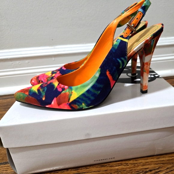BRAND NEW NINE WEST HEELS SIZE 7 - Picture 1 of 2